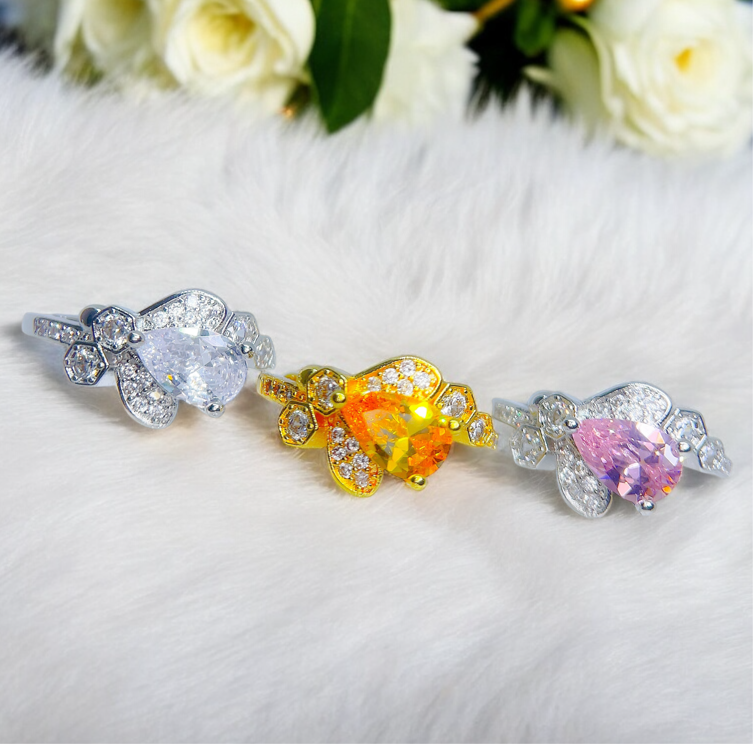 Honey bee ring