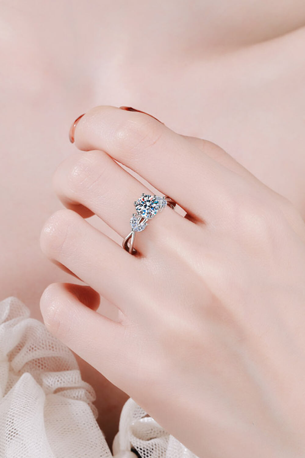 Come With Me 1 Carat Brilliant Round Cut Sparkala™ Ring (Rhodium Over Pure Sterling Silver)