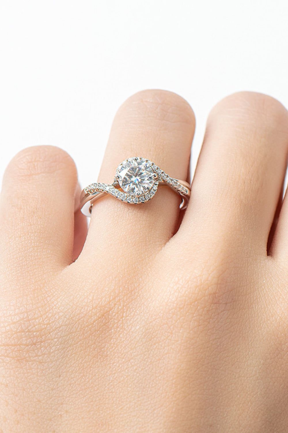1 Carat Brilliant Round Cut Sparkala™ Crisscross 925 sterling silver Ring