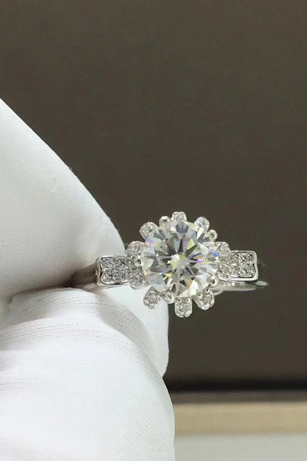 1 Carat Floral Round Brilliant Round Cut Sparkala™ Platinum Over Pure Sterling Silver Ring