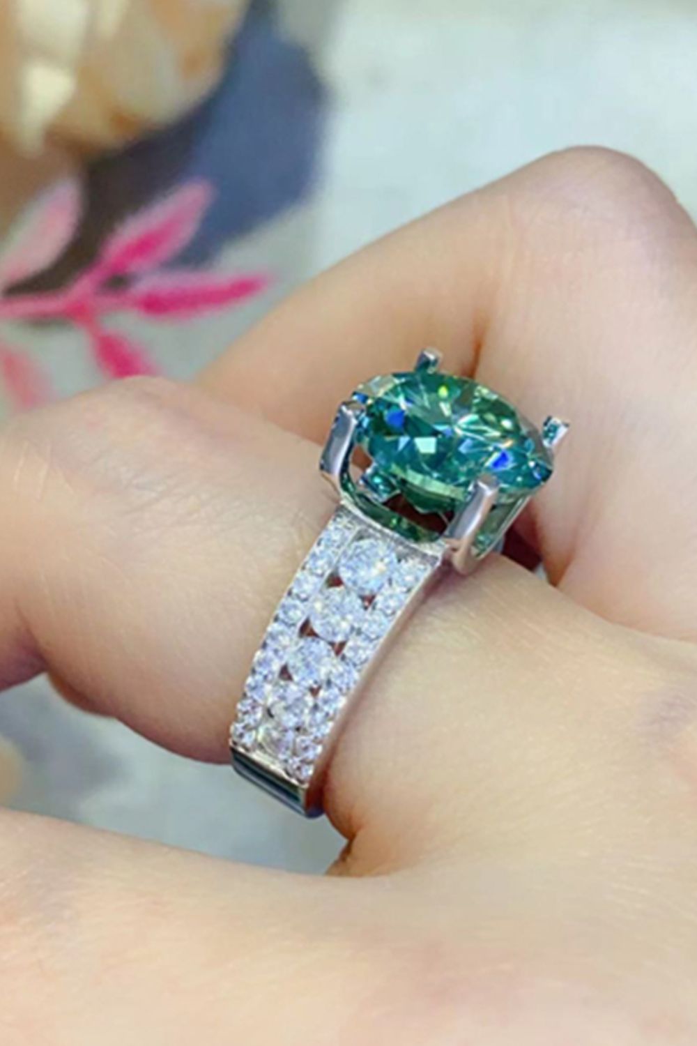 5 Carat Green Brilliant Round Cut Sparkala™ 4-Prong Wide Band Ring