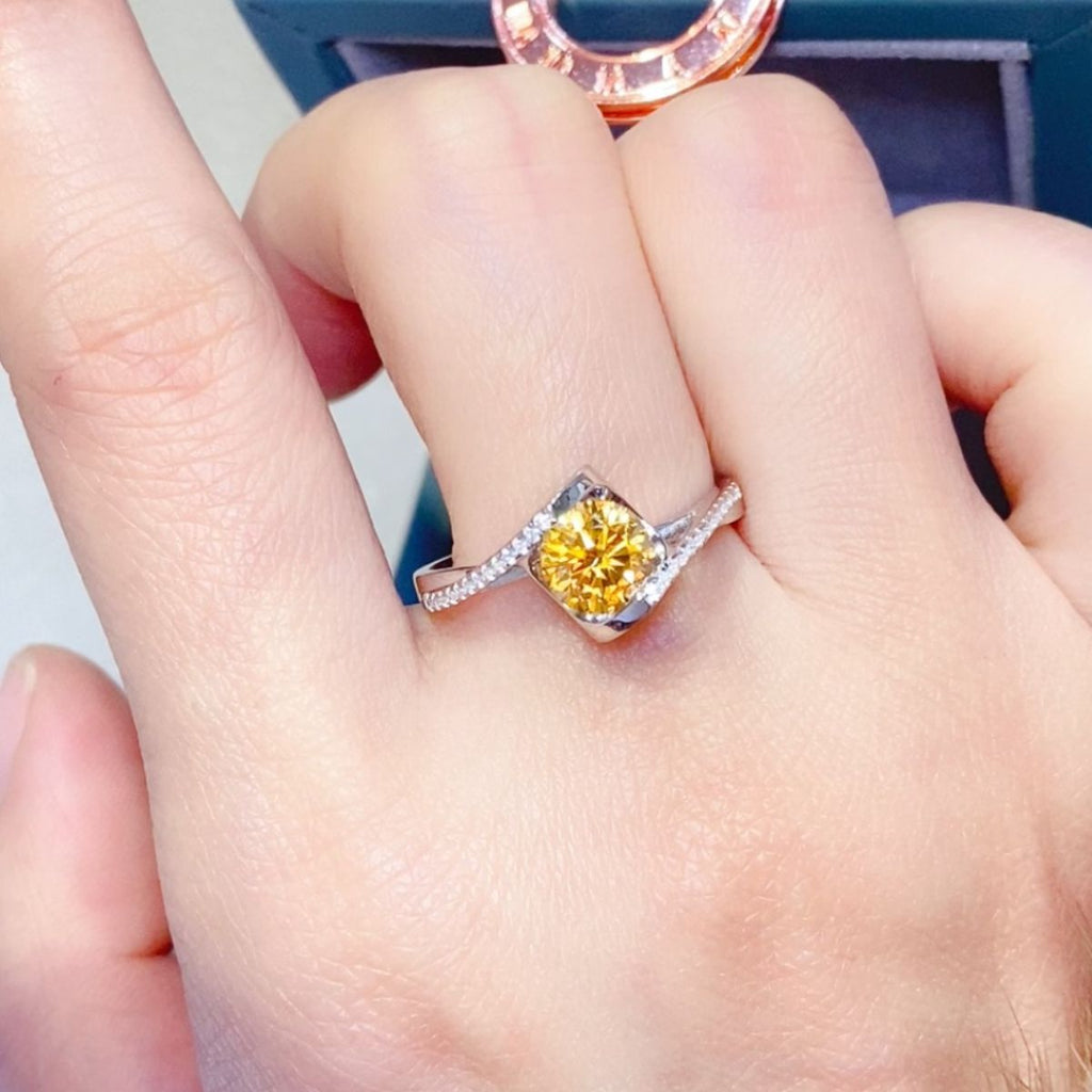 1 Carat Yellow Brilliant Round Cut Sparkala™ Pure Sterling Silver Ring