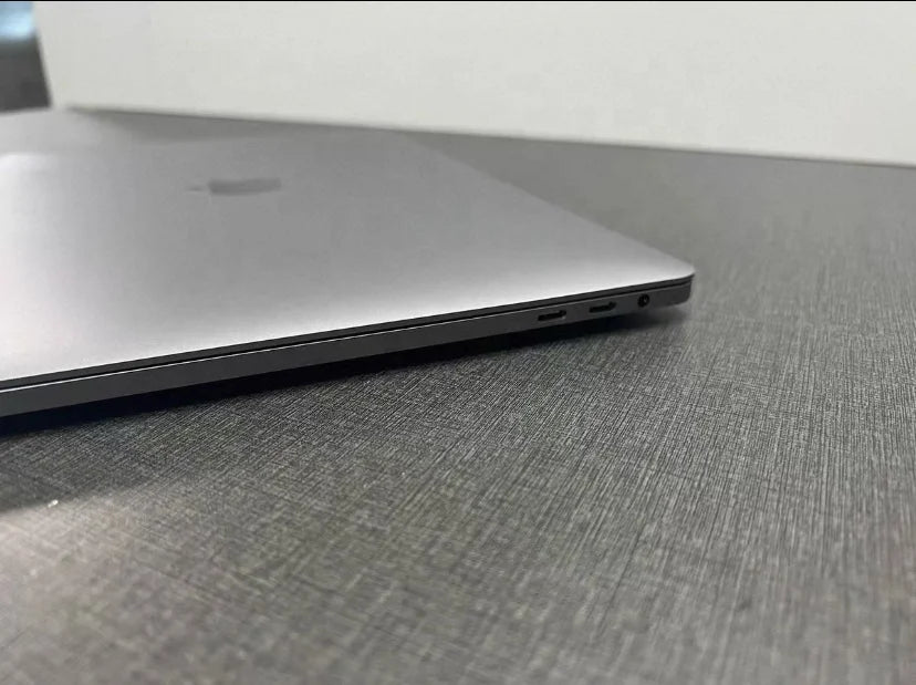 95%new 15inch M-a-cbook Pro 2019year I7 A1990 16G +512G SSD in Stock for Hot Sale Second-hand or Refurbished Laptops
