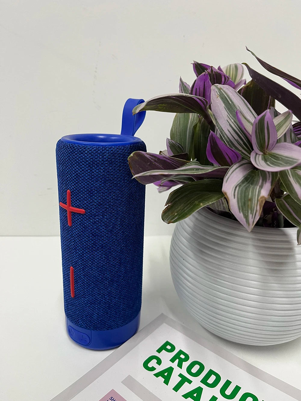 High Quality Outdoor Sub Woofer Bass Wireless Speakers RGB LED Lighting Portable HIFI Music /USB/TF/FM/AUX for Camping