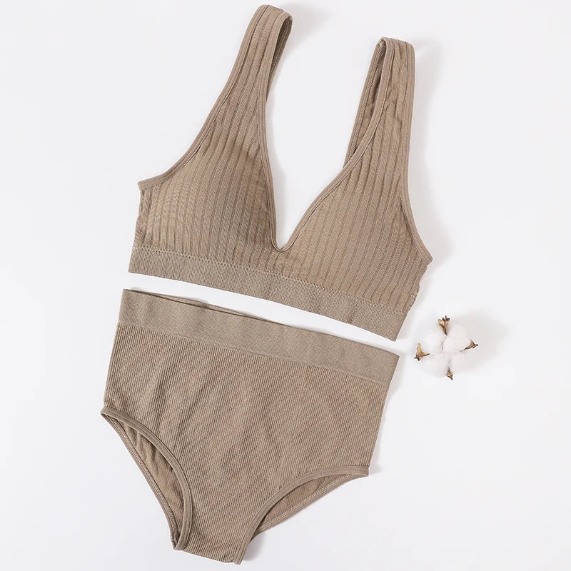 Women's Underwear Set Seamless Bra And Panties Set Female Wirefree Brassiere Sports High Waist Briefs V Neck Sexy Lingerie