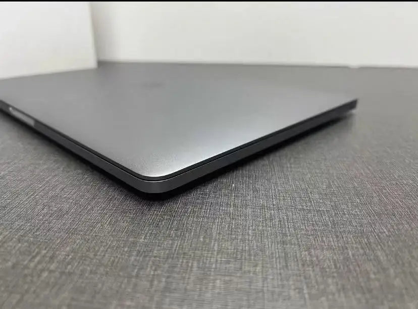 95%new 15inch M-a-cbook Pro 2019year I7 A1990 16G +512G SSD in Stock for Hot Sale Second-hand or Refurbished Laptops