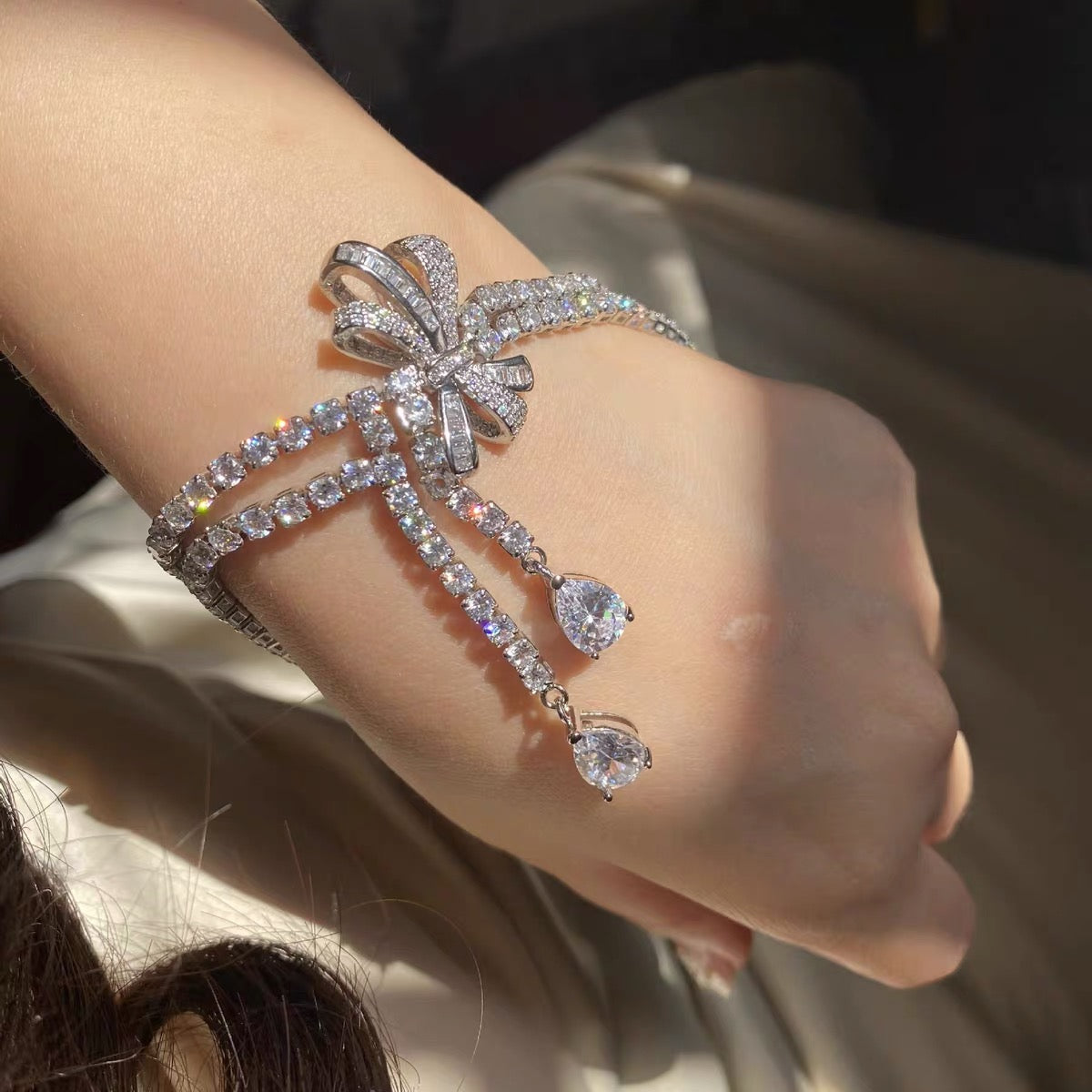 Elizabeth - Bow Crystal Necklace & Bracelet