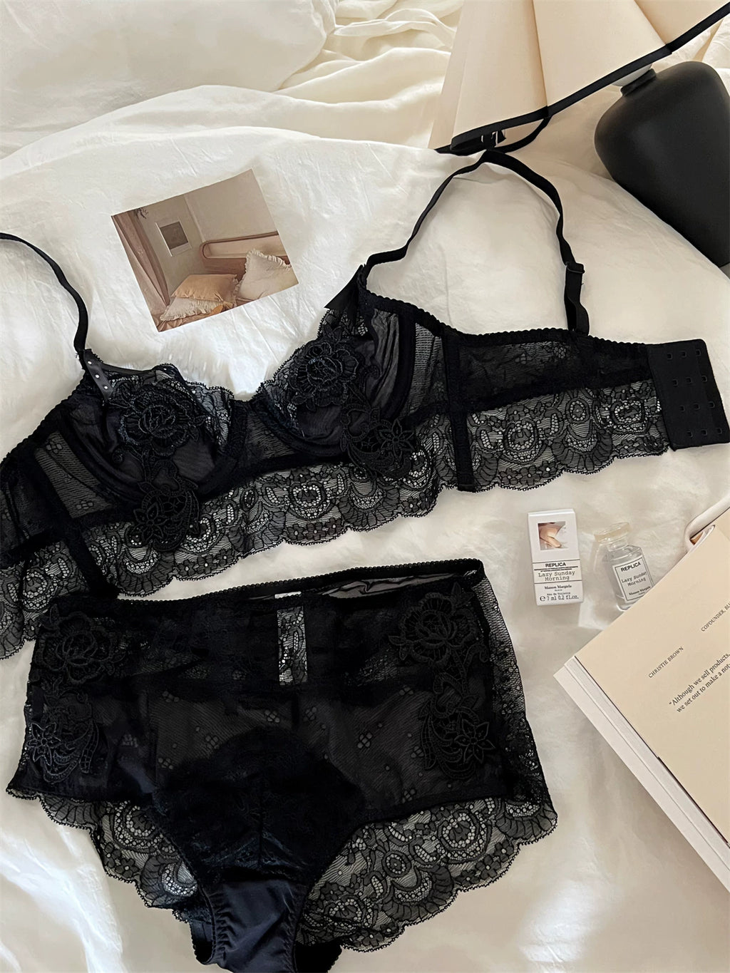 Lingerie sexy lace gathered with steel ring underwear bra set women adjusted comfortable bras rear three-row buckle