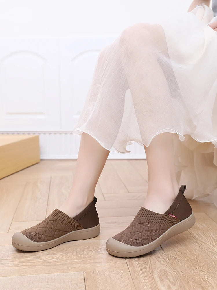 Women's casual sports shoes 2025 new multi-occasion can wear comfortable shoes light cloth home shoes
