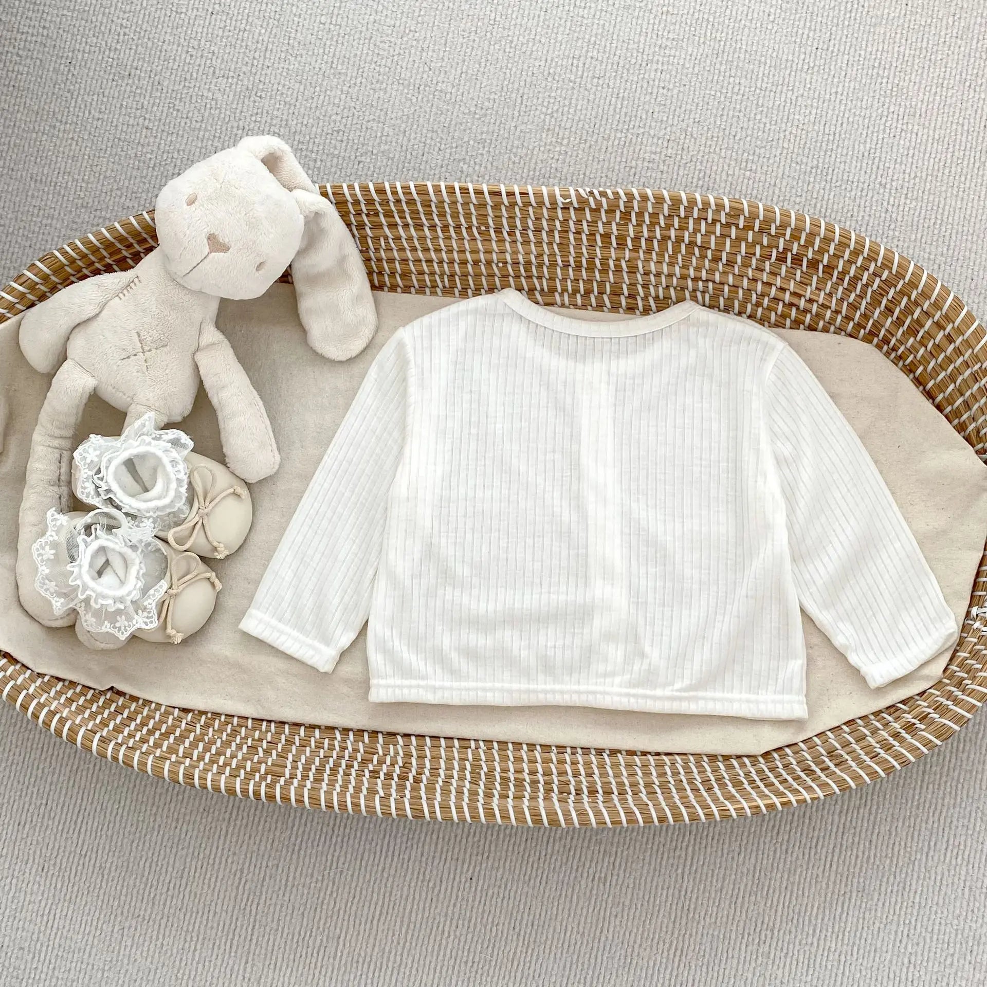 Summer Baby Girl Sunscreen Shirt Solid Color Simple Round Neck Air Conditioning Cardigan Lightweight Breathable Girl's Coat