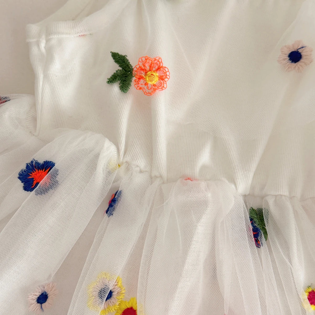 Summer Baby Girls  White Embroidered  Tie Back Suspender Dress Kids Sweet dress Children Outfit Skirt 6Month-3Y