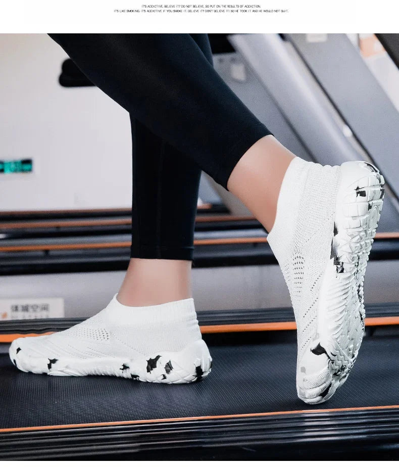 Men's women's shoes Casual sneakers sports beach shoes, outdoor lightweight, comfortable and fashionable walking shoes