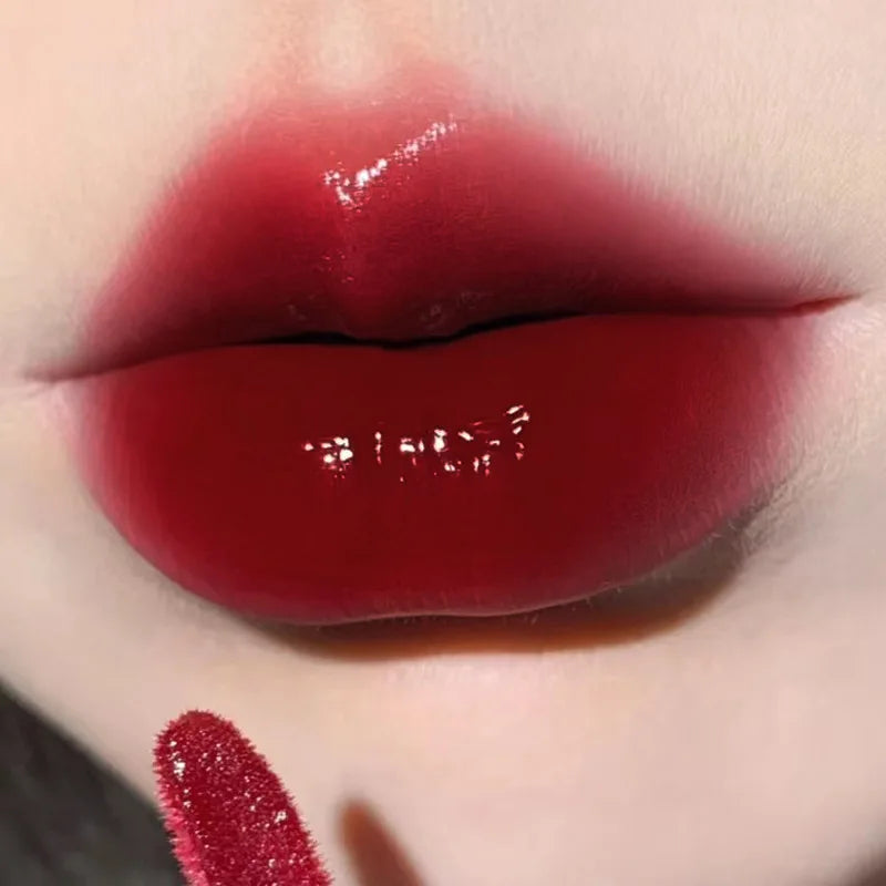 6 colors Light Glass-Like Lip Lacquer - Mirror Shine, Hydrating Formula; Smudge-Proof, Long-Wear, and Skin-Brightening