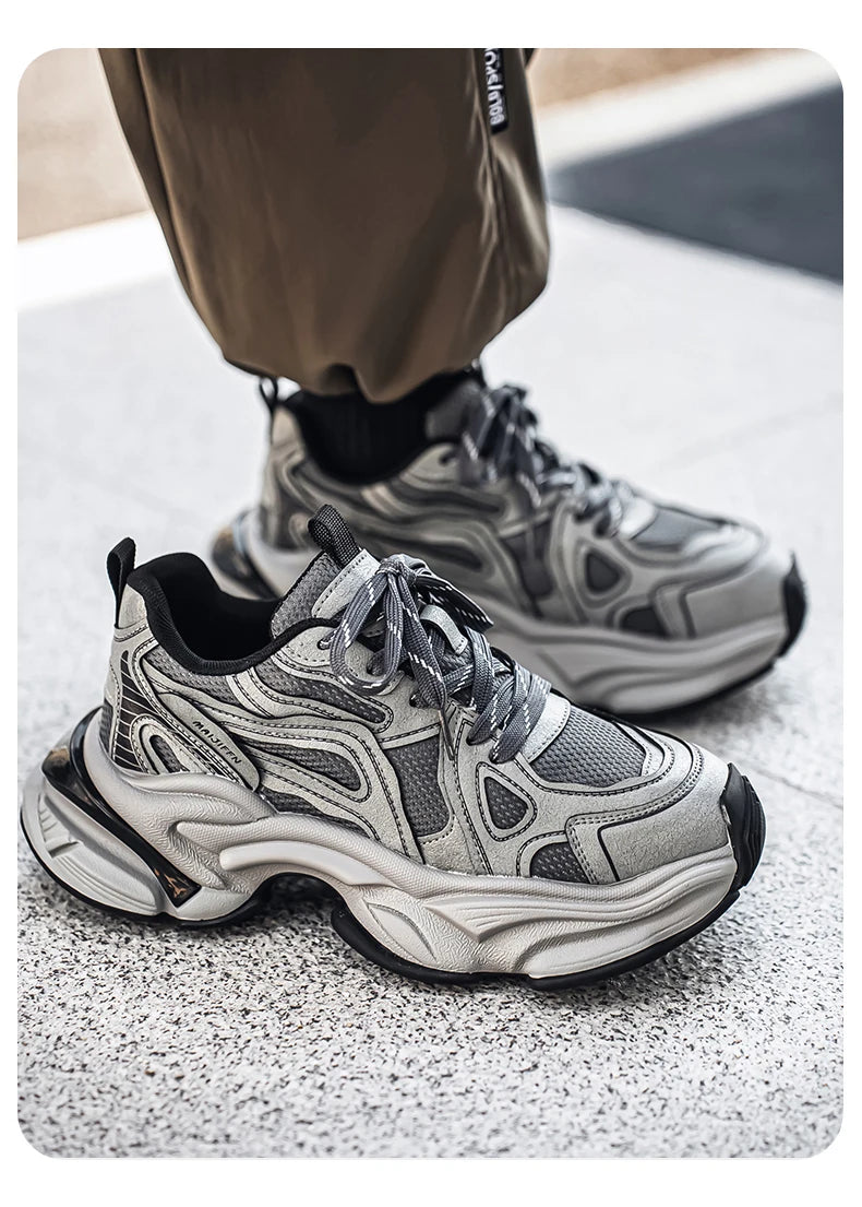 Men's Casual Sports Shoes New Arrivals for Autumn and Winter Retro Old-style Sneakers Anti-slip and Durable Sports Running Shoes