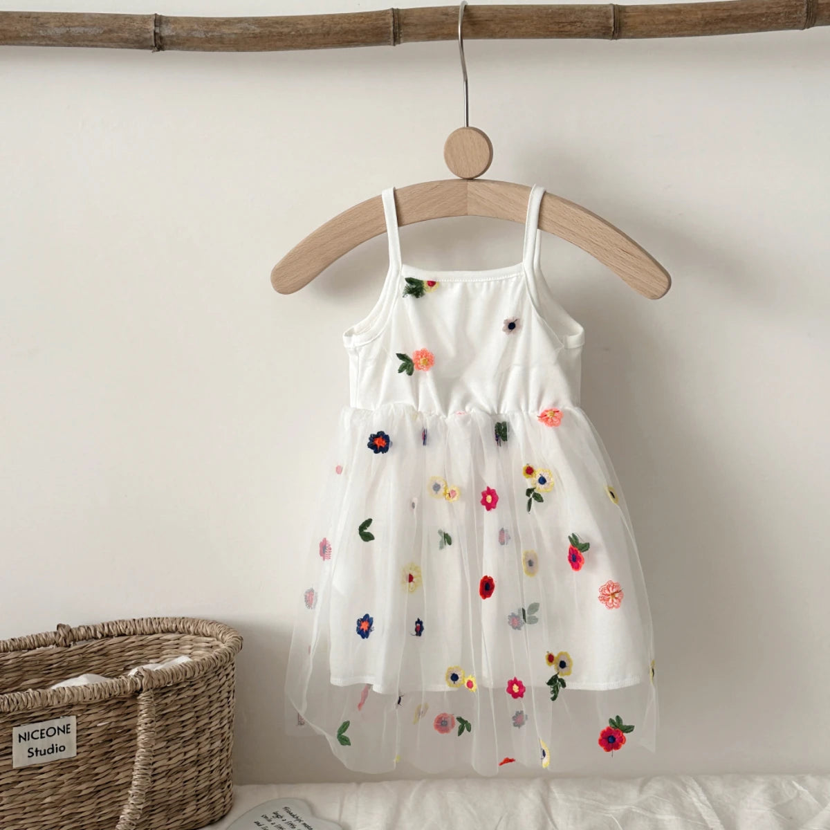 Summer Baby Girls  White Embroidered  Tie Back Suspender Dress Kids Sweet dress Children Outfit Skirt 6Month-3Y