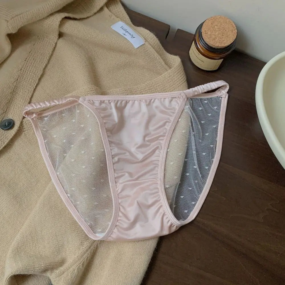 Lingerie Ice Silk Low Rise Briefs Women Korean Soft Seamless Lingerie Transparent Cotton Crotch Mesh Panties Smooth