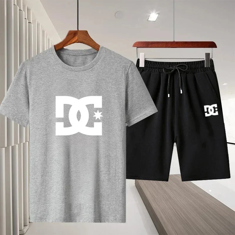 2026 Summer Men's Outdoor Leisure Sports Jogging Fitness Quick-Dry Set - Round Neck Short-Sleeved T-shirt and Shorts 2-Piece Set