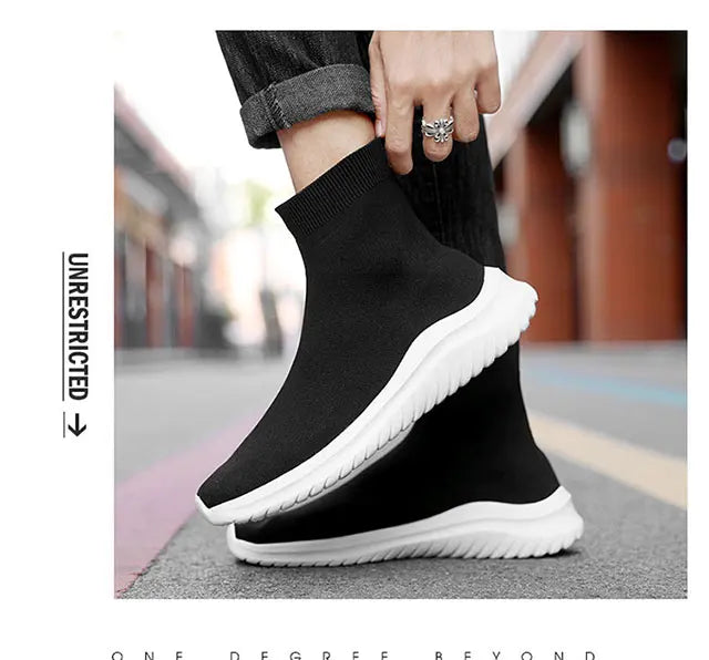 Men's and women's new high-top casual sports shoes walking flat ankle boots lovers non-slip shoes autumn and winter