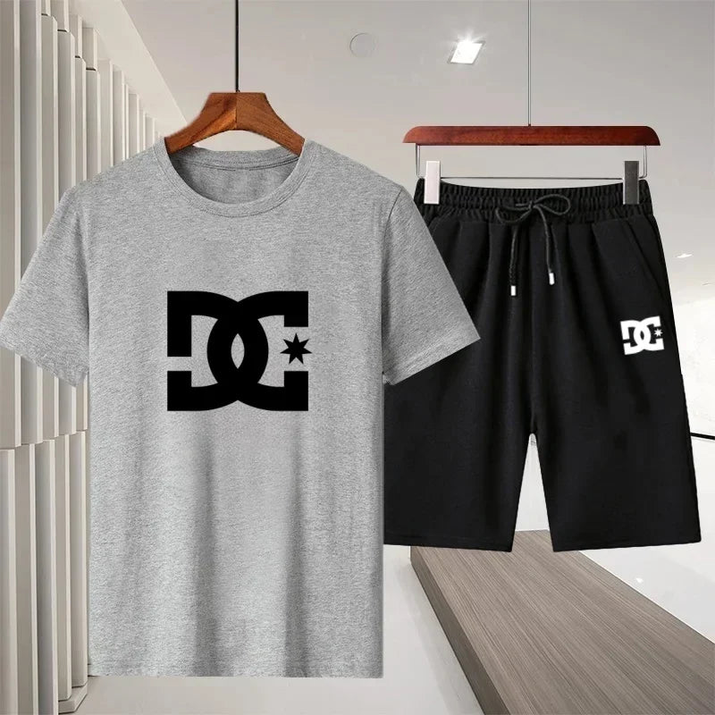 2026 Summer Men's Outdoor Leisure Sports Jogging Fitness Quick-Dry Set - Round Neck Short-Sleeved T-shirt and Shorts 2-Piece Set