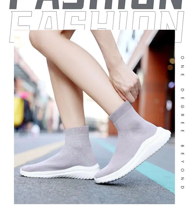 Men's and women's new high-top casual sports shoes walking flat ankle boots lovers non-slip shoes autumn and winter