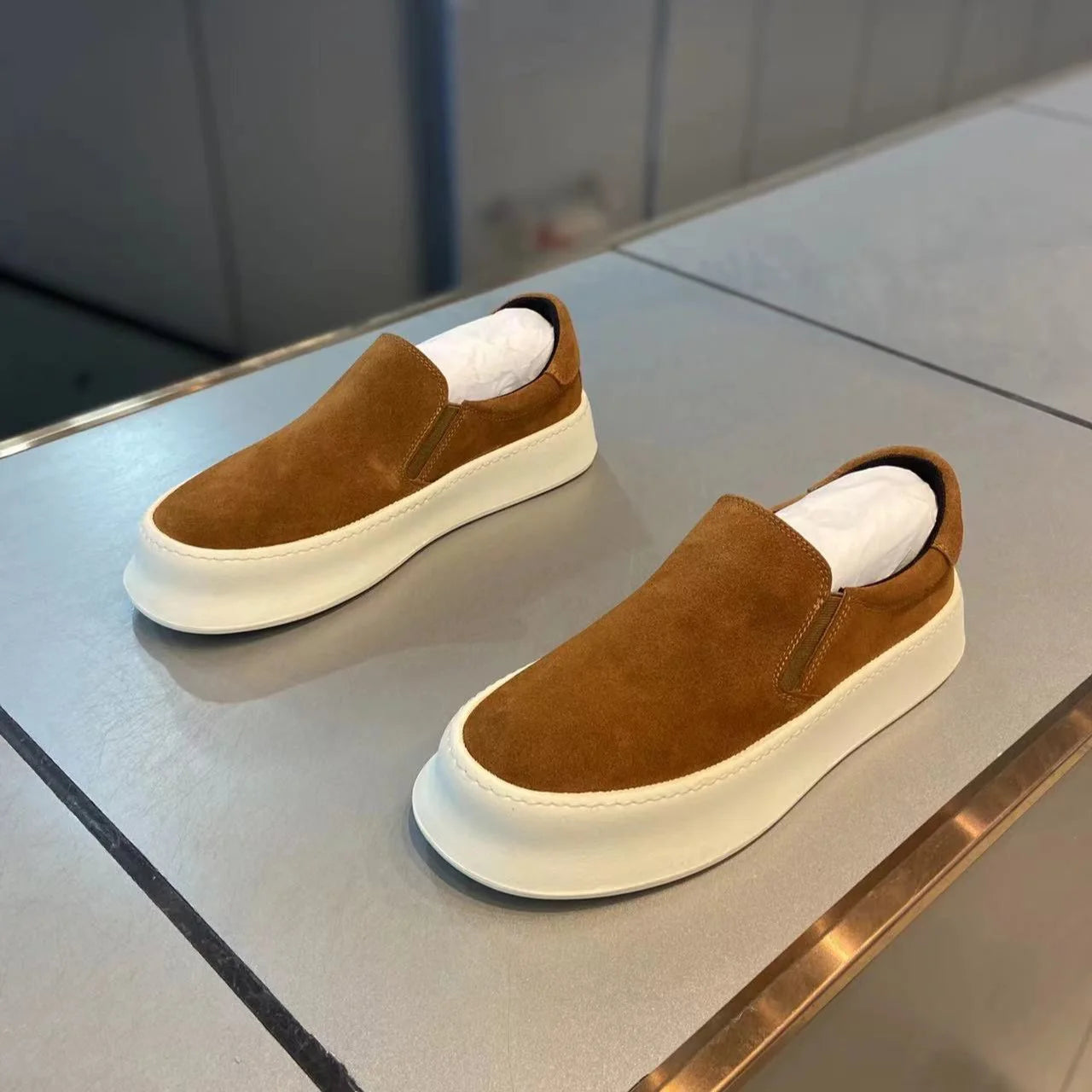 Fashion Slip on Mens Casual Shoes Outdoor Walking Footwear Breathable Lightweight Loafers Comfort Lazy Driving Shoes Board Shoes
