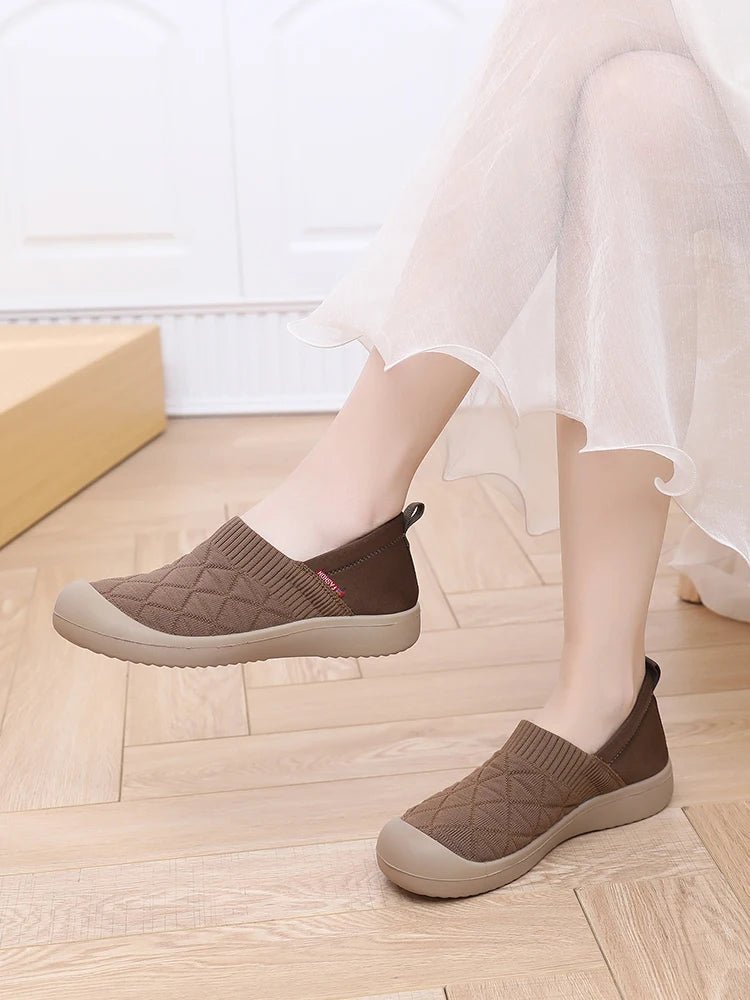 Women's casual sports shoes 2025 new multi-occasion can wear comfortable shoes light cloth home shoes