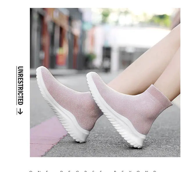 Men's and women's new high-top casual sports shoes walking flat ankle boots lovers non-slip shoes autumn and winter