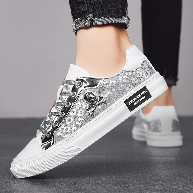 men's shoes  Casual Versatile  Flats Skateboard Shoes Breathable Lightweight Fashion Trend Sneakers