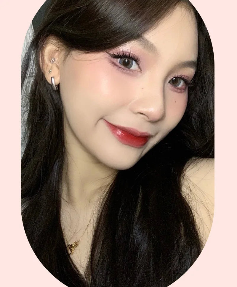 6 colors Light Glass-Like Lip Lacquer - Mirror Shine, Hydrating Formula; Smudge-Proof, Long-Wear, and Skin-Brightening