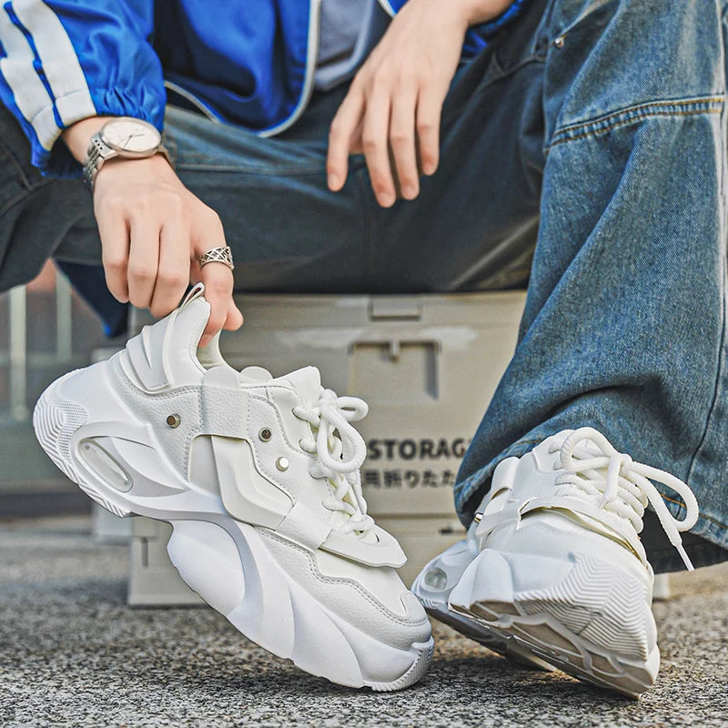 Men's leisure sports shoes with thick soles and low upper lacing style wear-resistant soles are comfortable and non-skid suitabl