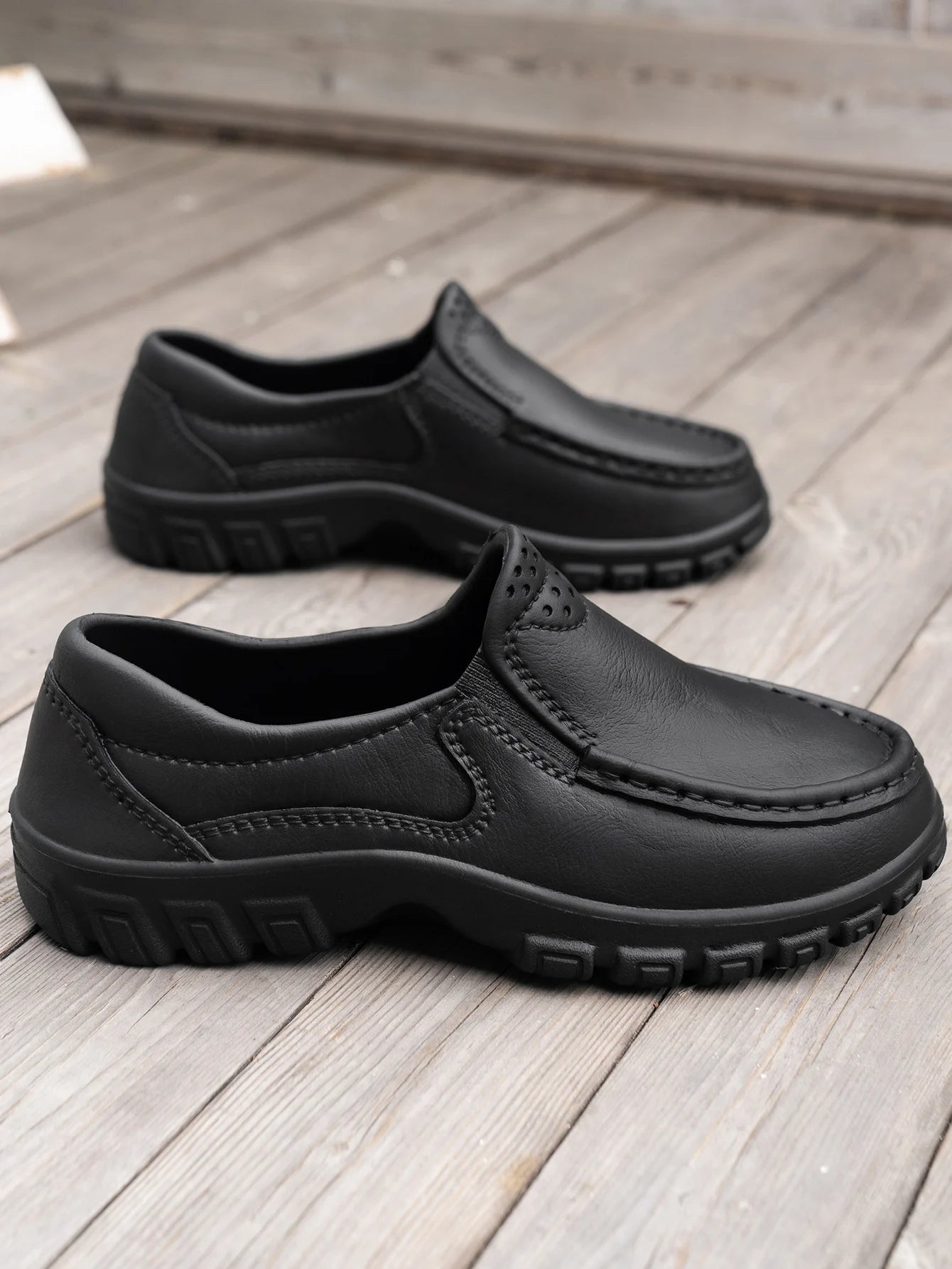 Men's Casual Shoes Non-Slip Thick Soles Wear-Resistant Waterproof Oil-Proof Slip-On Home Outing Work Shoes