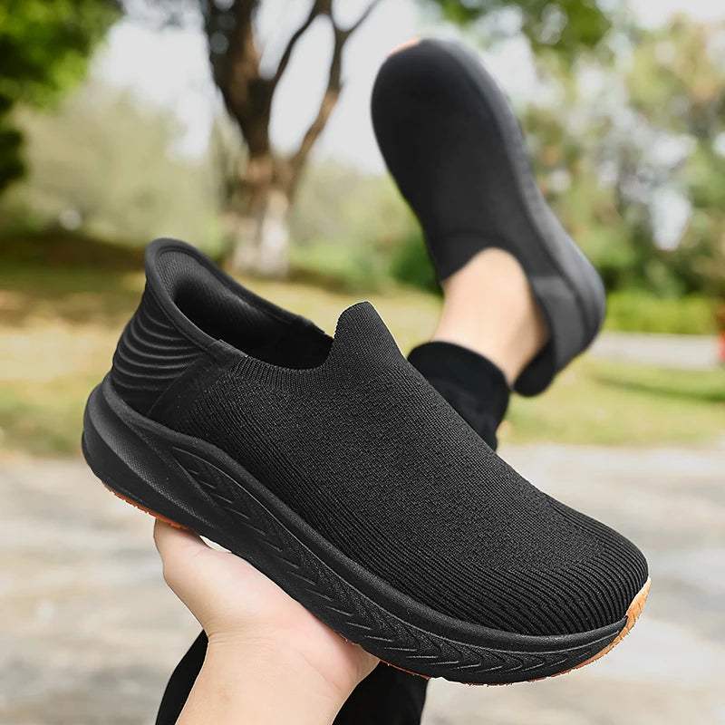 Slip on Wide Toe Men Barefoot Shoes Outdoor Casual Sneakers Breathable Lightweight Walking Running Shoes Zero Soles Sport Shoes