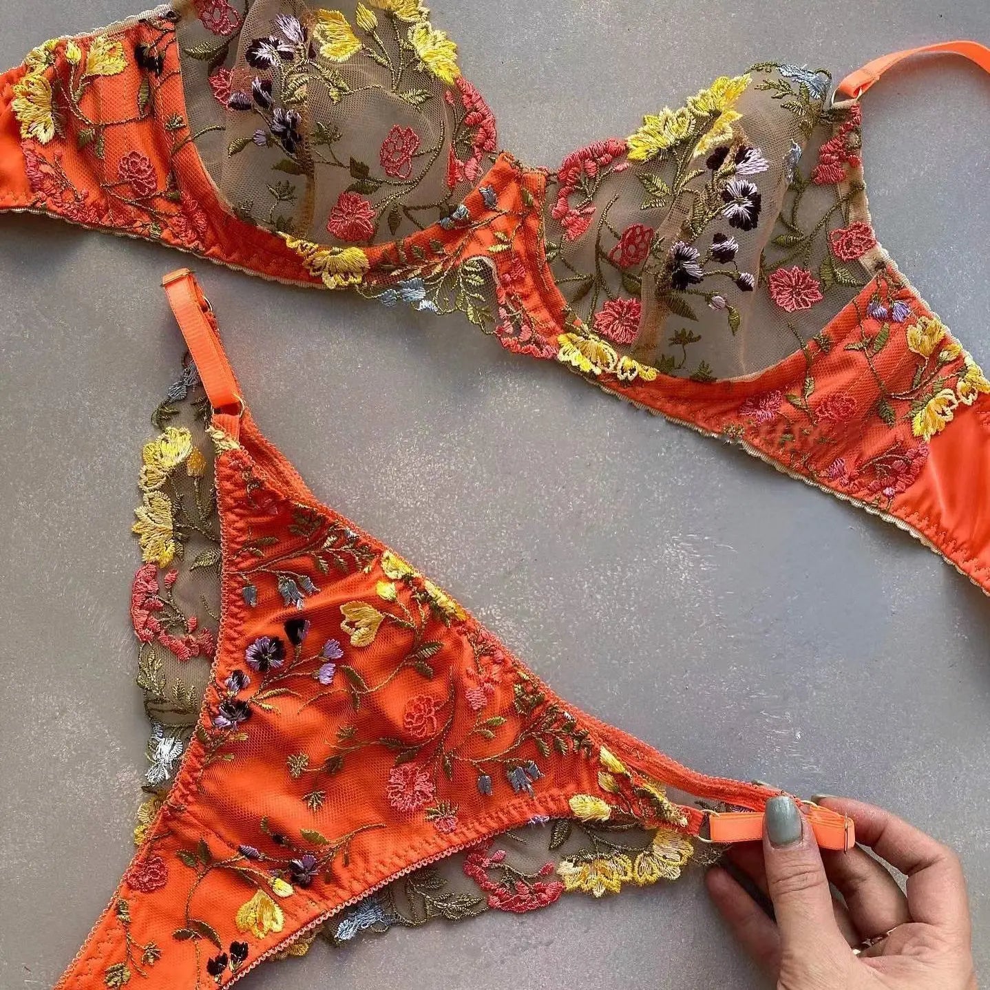 Women Bra and Briefs Sets Lace Flower Embroidery Sexy Perspective Underwire Erotic Lingerie Panty Two-Piece Underwear Set 2026