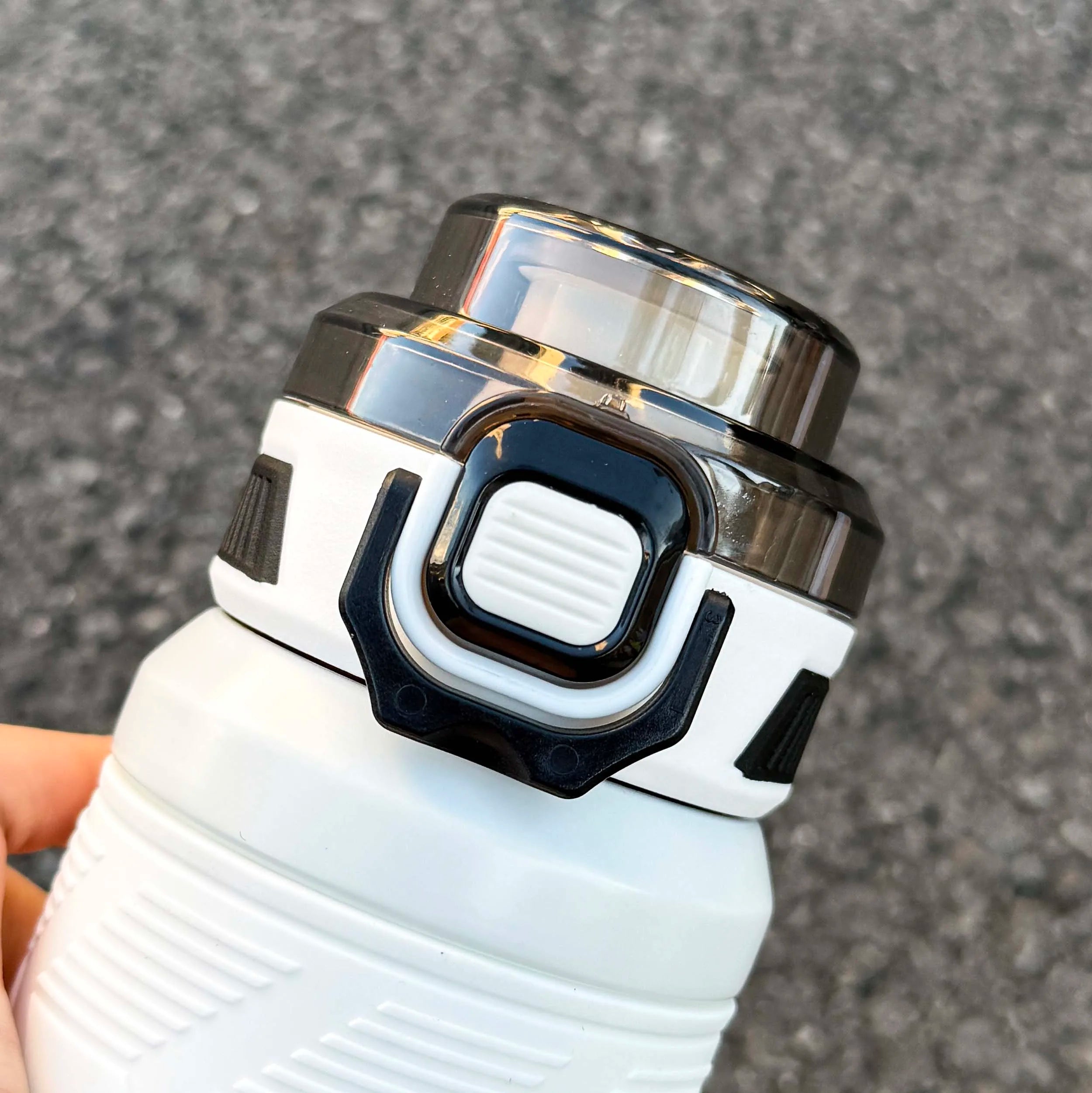 1pc trendy stainless steel thermos cup 650ml, fashionable dual-drinking thermal water bottle, portable with handle for outdoor