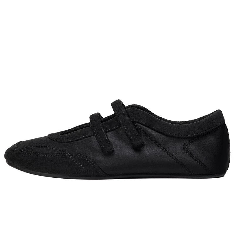 Low Top Shoes Four Seasons New Round Head Shallow Mouth Splicing Soft Sole Anti-slip Wear-resistant Flat Sports Shoes