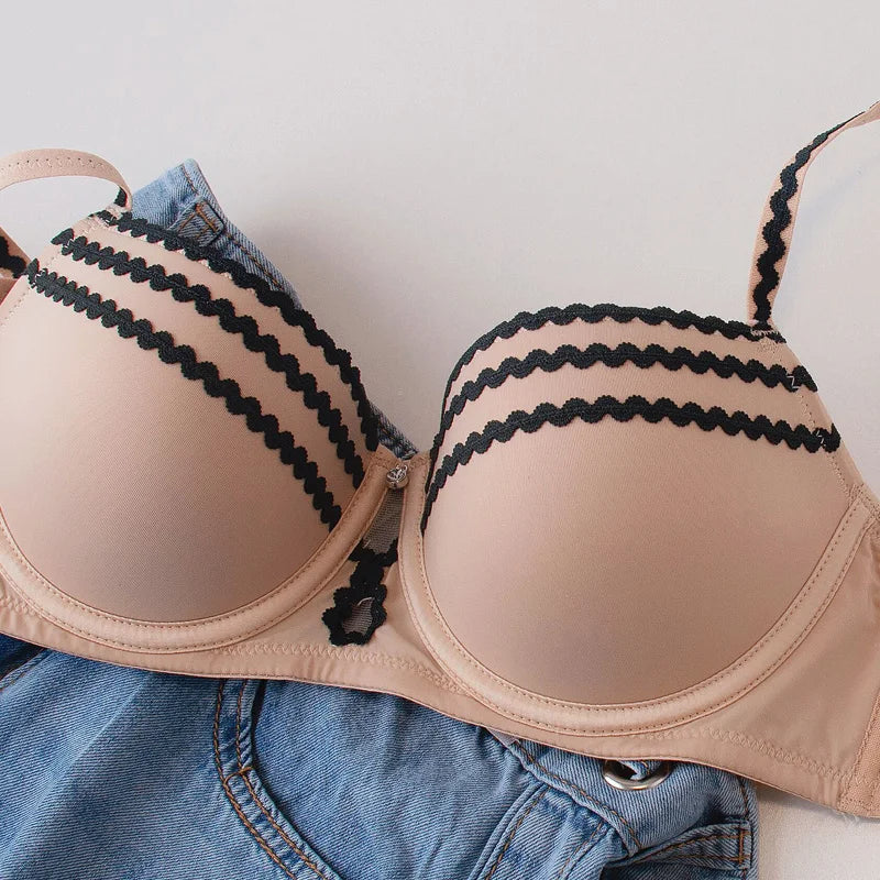 Bra Set Women's Sensation Thin Underwear Panty Set  Color clashing Lace Bra Sexy Lingerie Panty Suit
