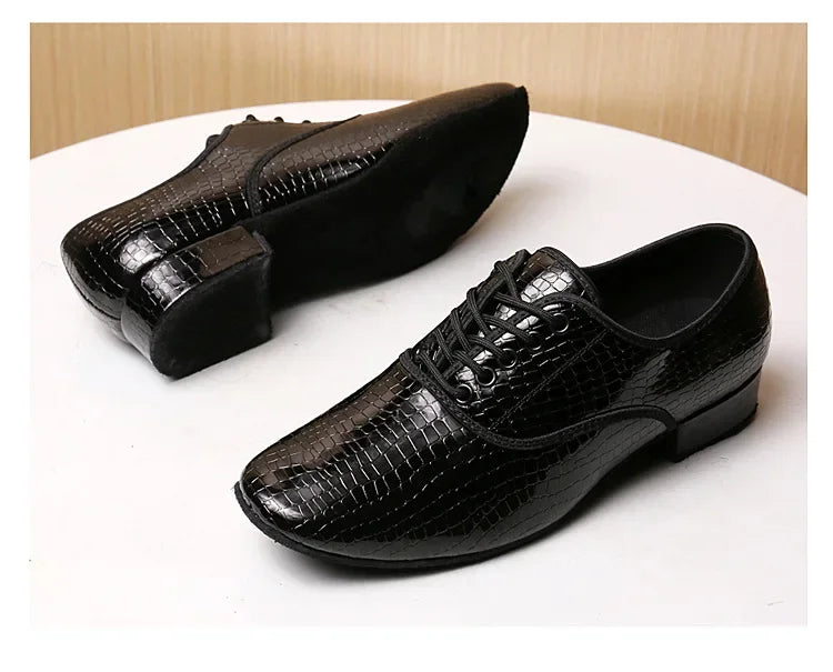 Male Big Size White Dance Shoes Men Soft Leather Latin Shoes Man Jazz Waltz Ballroom Dancing Yoga Train Sneakers Stage Footwear