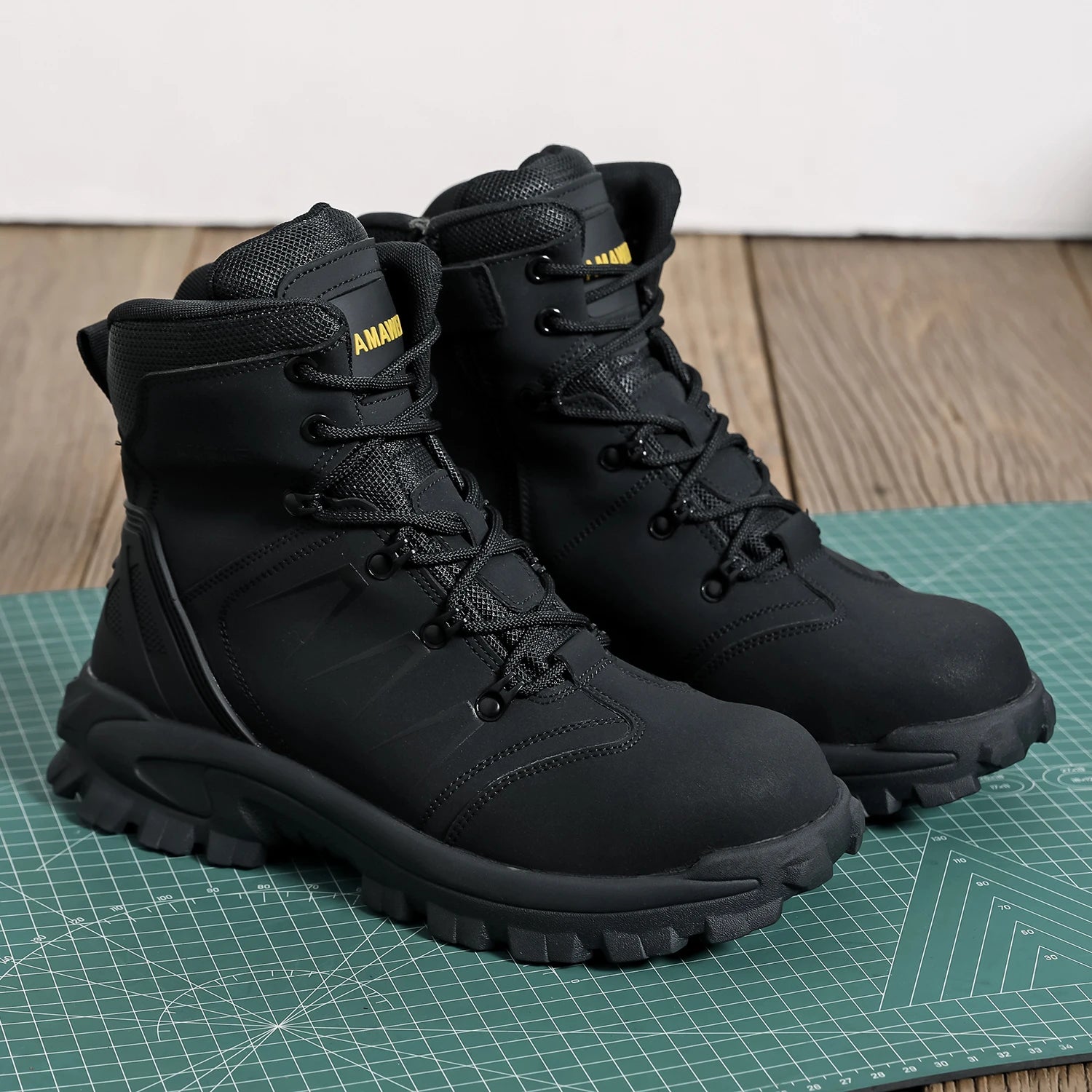 Steel Toe Safety Shoes Men's High Quality Industrial Work Boots Man Work Protection for the Feet Work Wear Free Shipping