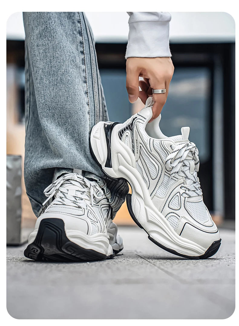 Men's Casual Sports Shoes New Arrivals for Autumn and Winter Retro Old-style Sneakers Anti-slip and Durable Sports Running Shoes