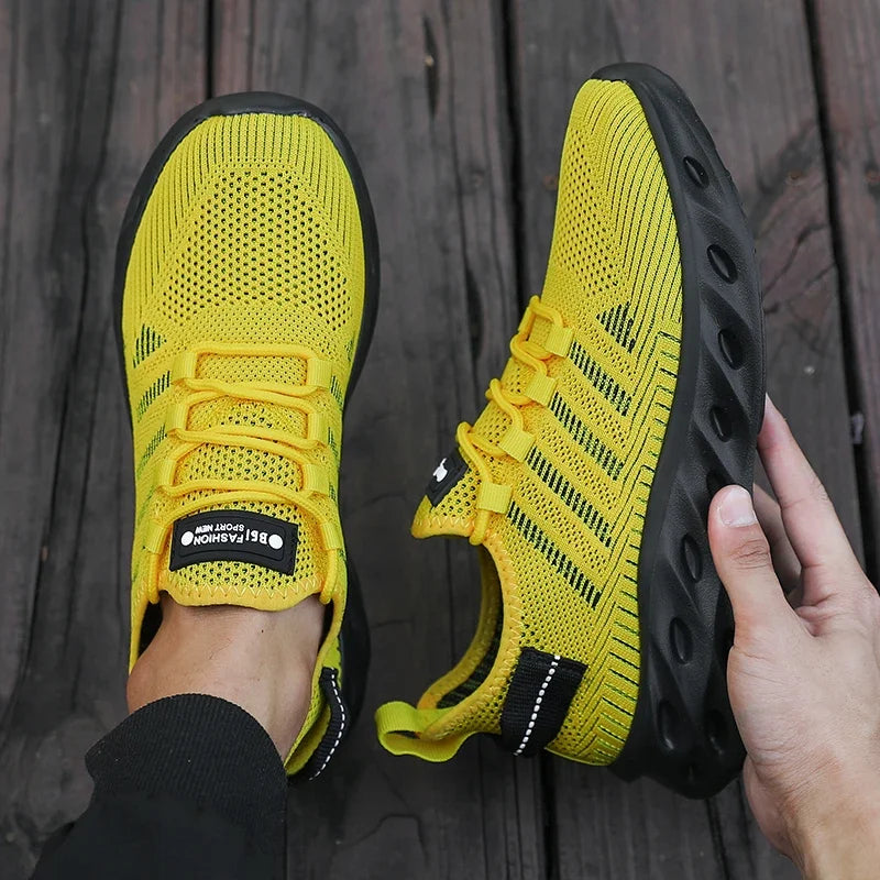 Men's Thick Soled Sports Shoes for Spring and Summer Women's Breathable and Shock-absorbing Fashionable Running Shoes Bare Foot
