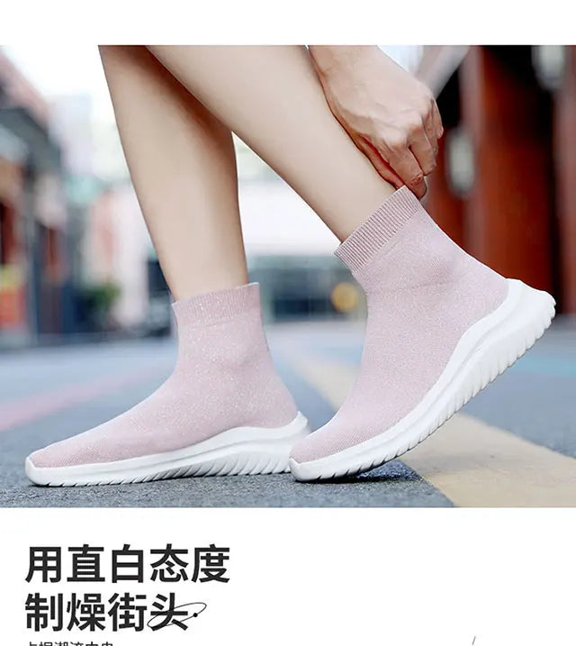 Men's and women's new high-top casual sports shoes walking flat ankle boots lovers non-slip shoes autumn and winter