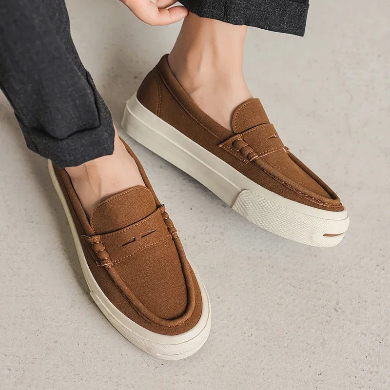 Men's Vulcanized Shoes: Niche, Light Luxury, Solid Color, Retro Style, Flat Heel, Split-on, Lazy Soft-soled Casual Walking Shoes