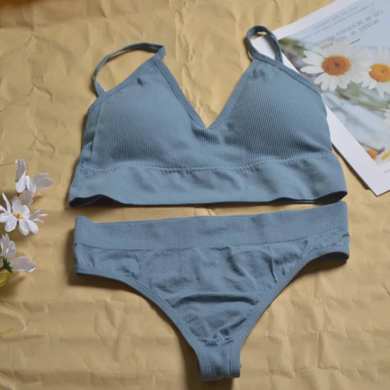 Women's Seamless  Underwear Set Bra And Thongs LingerieLow Waist Panties Pushup Bralette Sexy Female Woman Clothes Below
