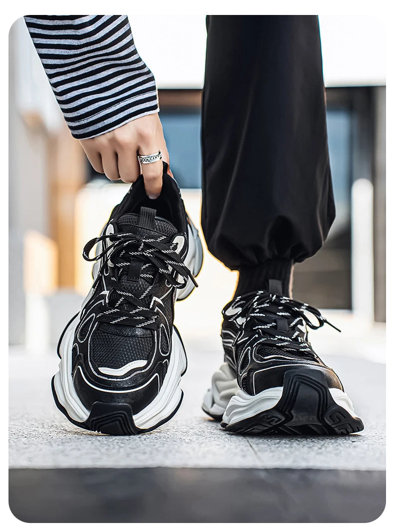 Men's Casual Sports Shoes New Arrivals for Autumn and Winter Retro Old-style Sneakers Anti-slip and Durable Sports Running Shoes