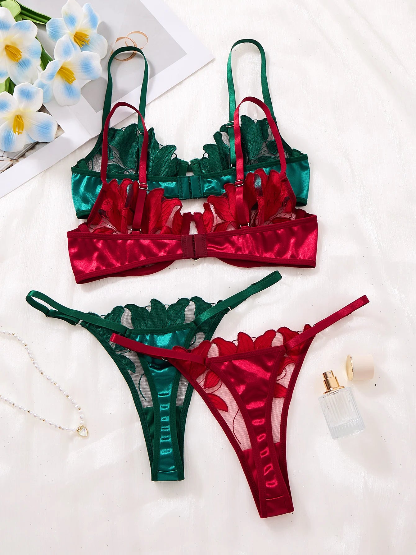 embroidered print pajama set - A set featuring a floral design suitable for women, a sexy bra ZA824031
