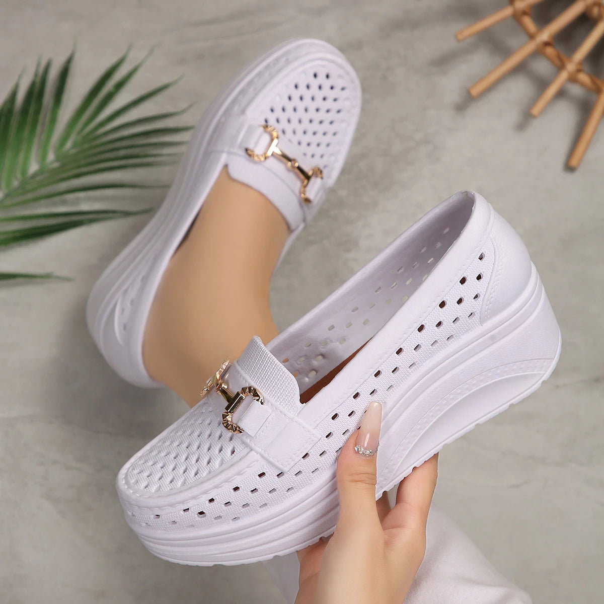 Spring Summer Hot-selling Comfortable Thick-soled Non-slip Sports Shoes for Women Fashion New Breathable Sexy Wedge Work Shoes