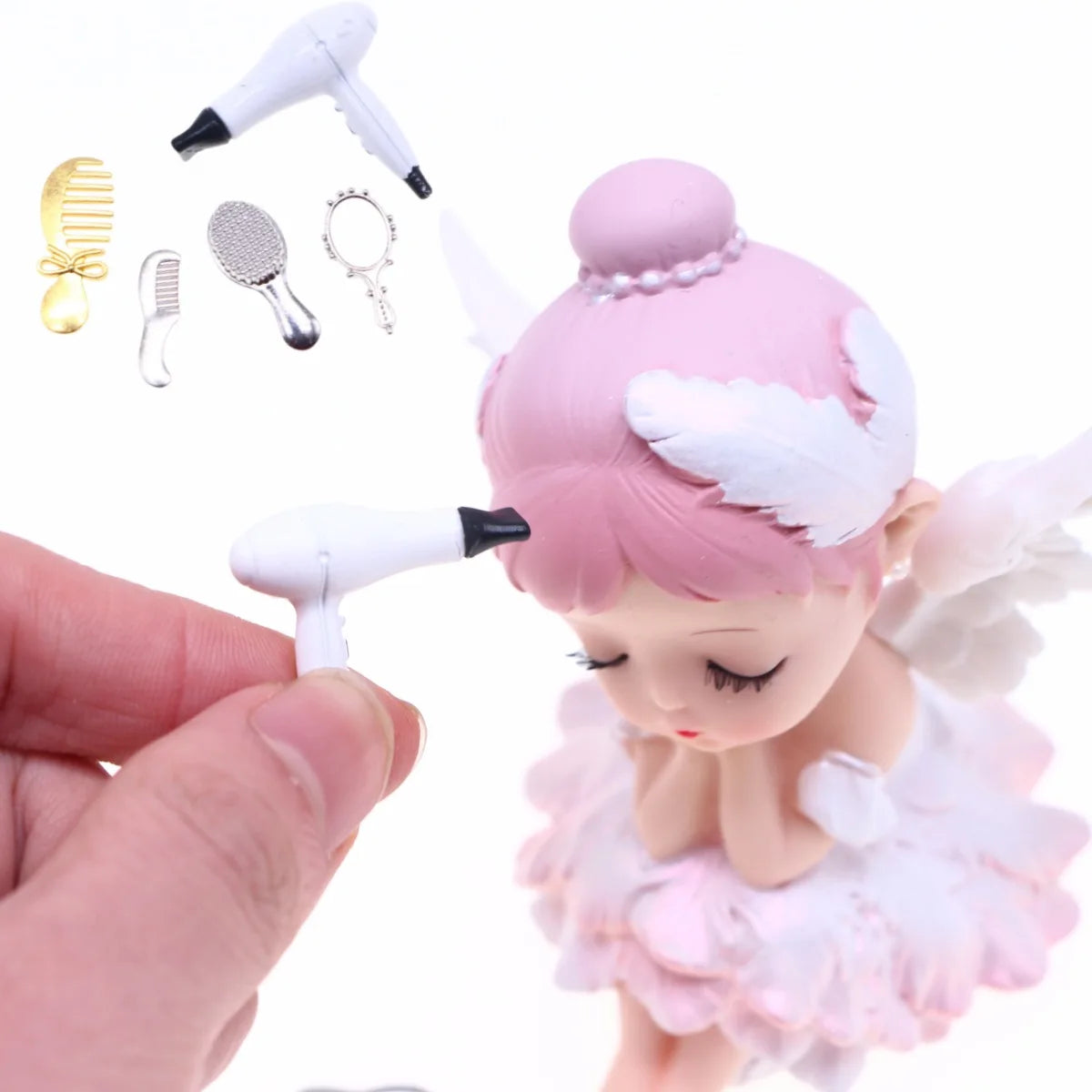 1Set Dollhouse Mini Cosmetics Lipstick Perfume  Miniature Fashion Scene Doll Toiletry Model Accessories Mini Beauty Props