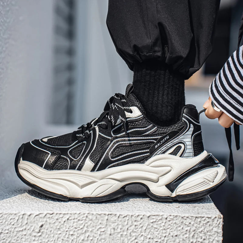 Men's Casual Sports Shoes New Arrivals for Autumn and Winter Retro Old-style Sneakers Anti-slip and Durable Sports Running Shoes