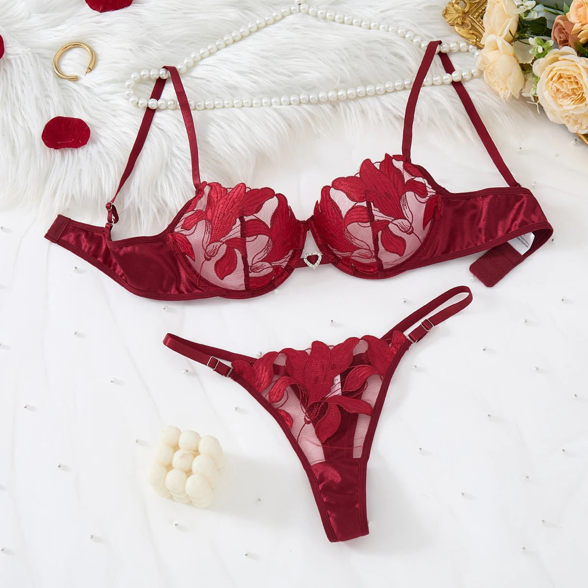 embroidered print pajama set - A set featuring a floral design suitable for women, a sexy bra ZA824031