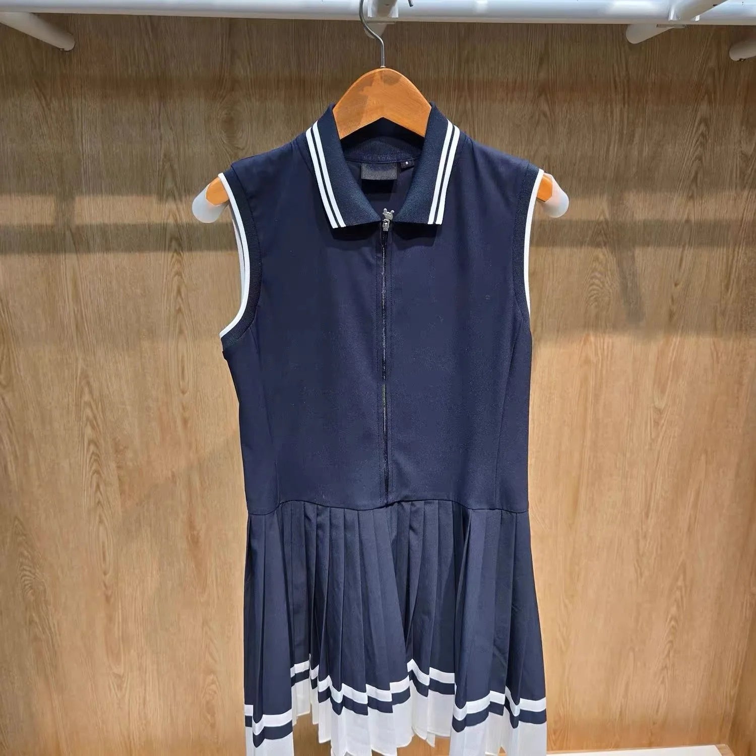Women's New Spring/Summer Golf Wear: Collared, Sleeveless, Fitted Activewear Dress
